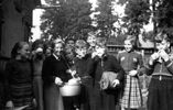 1954